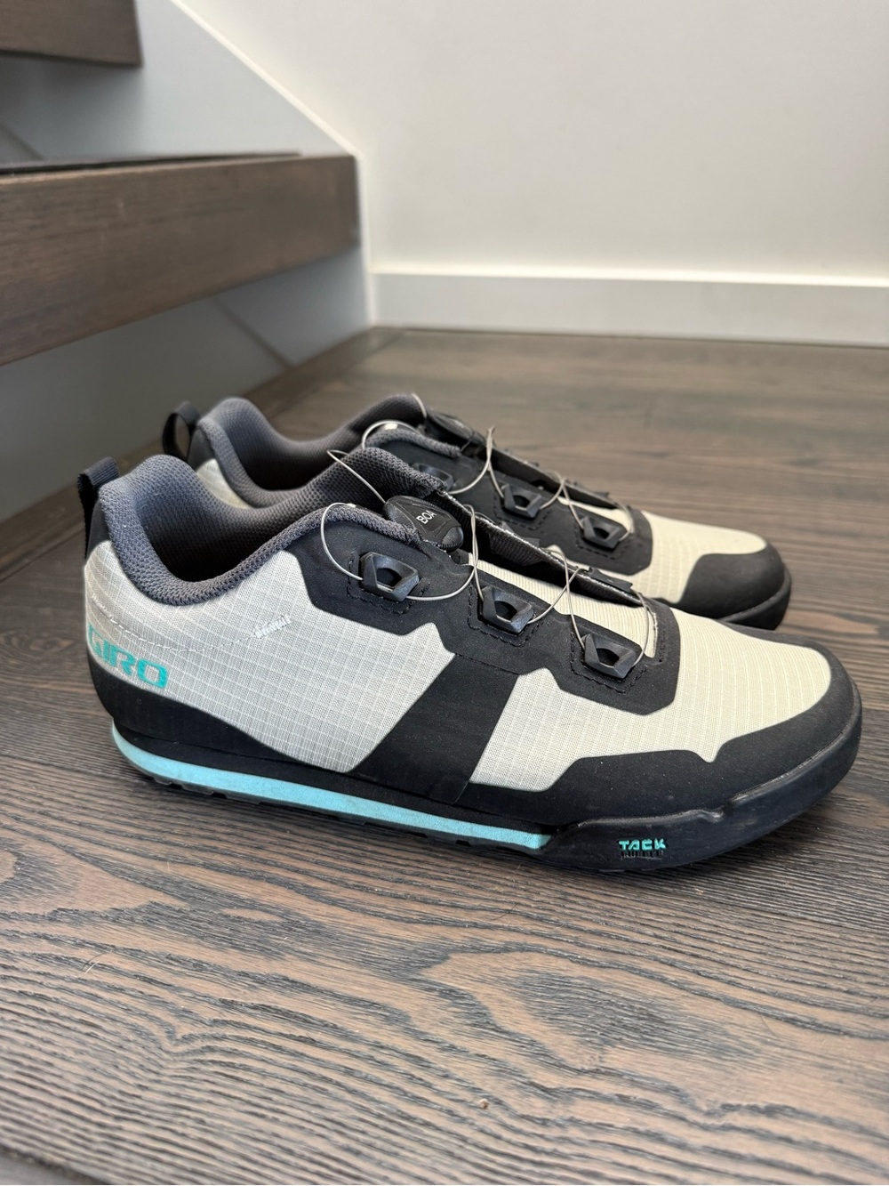 Giro Cycling Shoes in Light Gray, Black & Teal